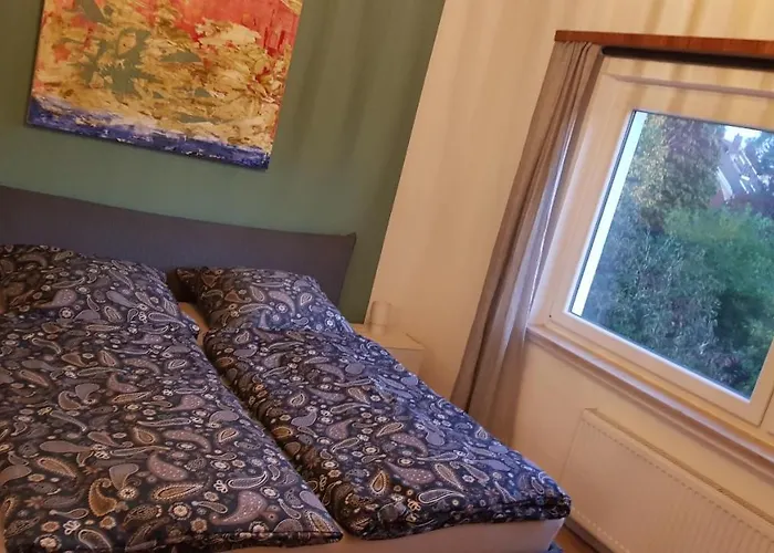 Stadtnahe Wohnung Mit Kl.Balkon Und Parkplatz